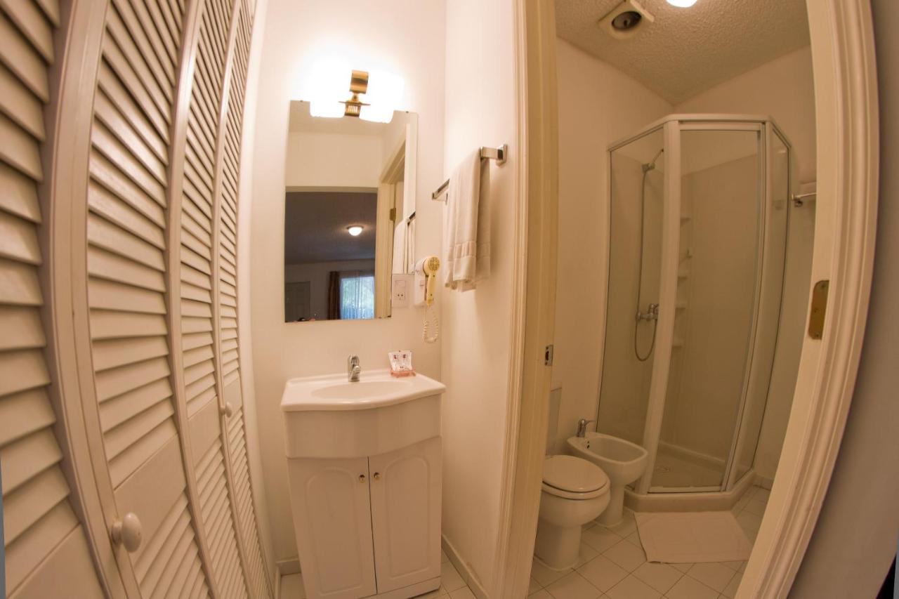 Family Inn San Rafael  Room photo